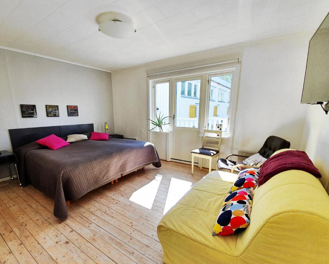 Noesundsgarden Hotell & Vandrarhem מראה חיצוני תמונה