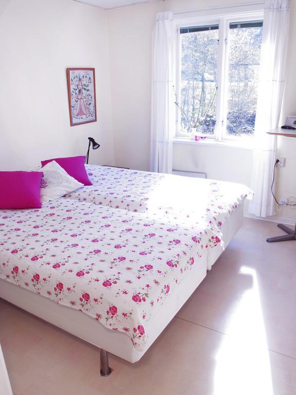 Noesundsgarden Hotell & Vandrarhem מראה חיצוני תמונה